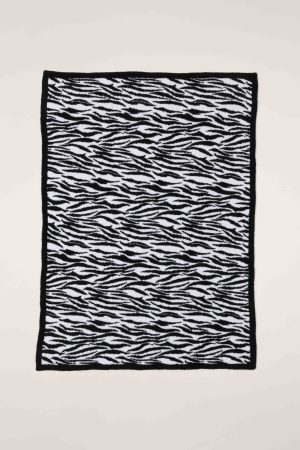 CozyChic® Tiger Print Blanket