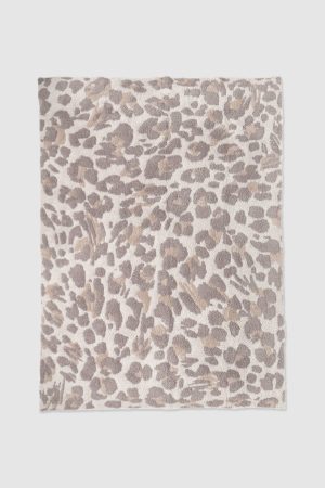CozyChic® Exploded Leopard Throw