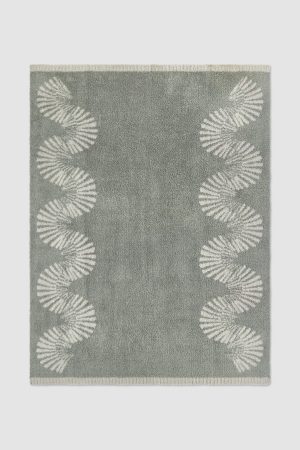 CozyChic® Spiral Seashell Throw