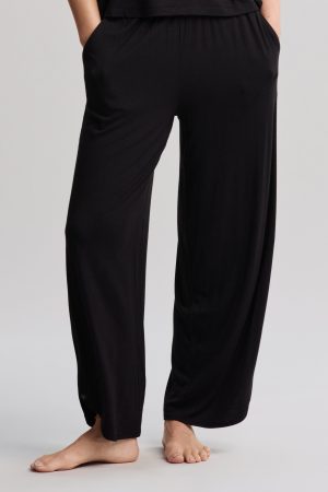Ultra Soft Jersey Curved Hem Cropped Pant