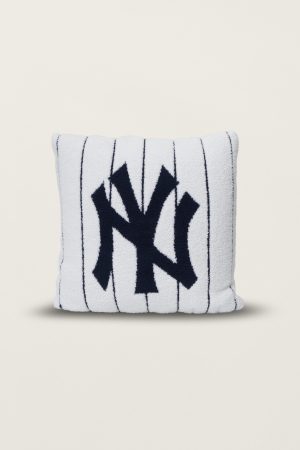 CozyChic® New York Yankees™ Pillow