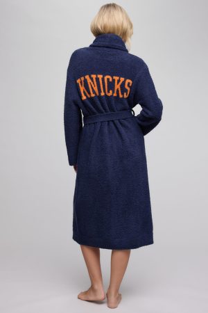 CozyChic® New York Knicks™ Unisex Robe